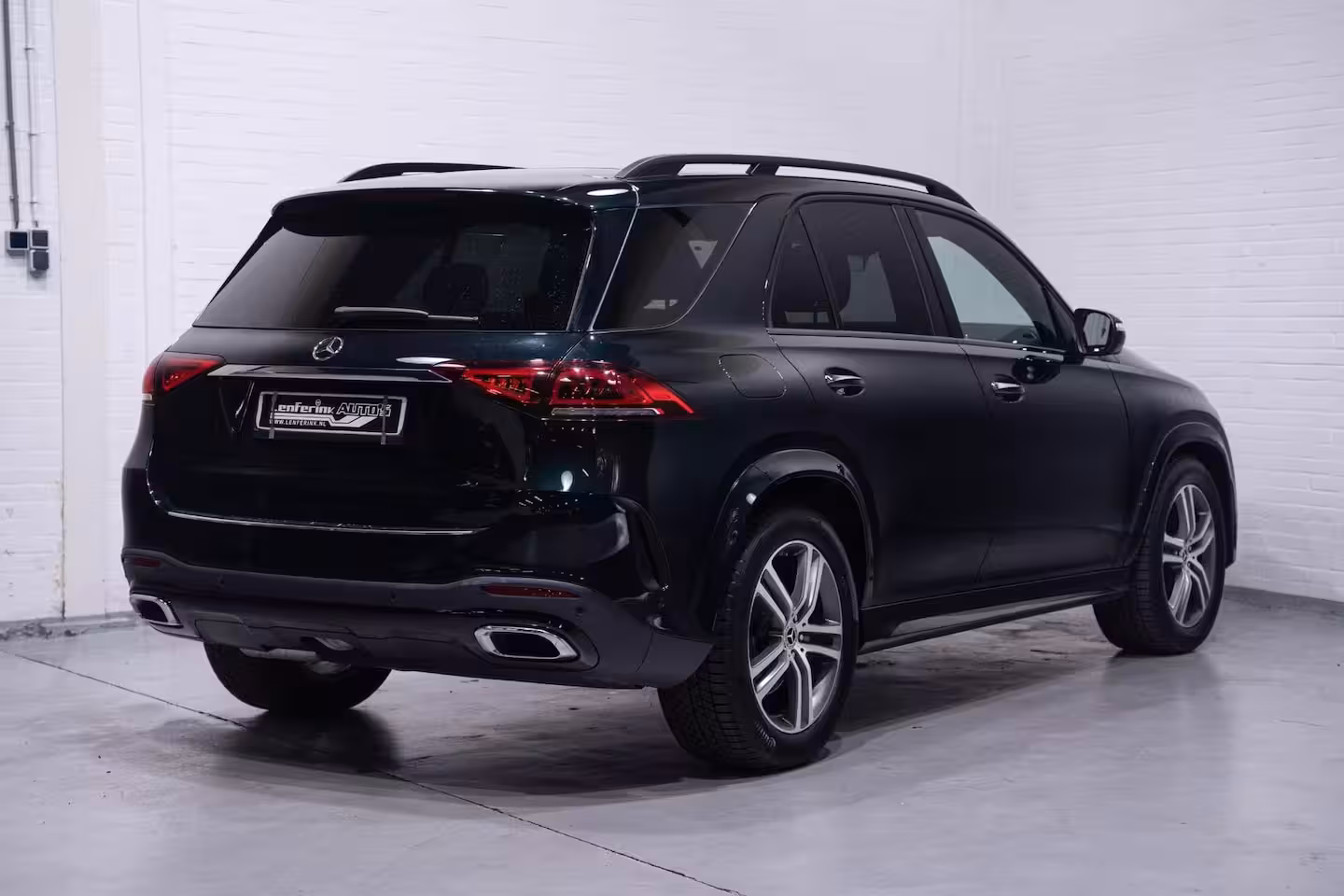 Mercedes-Benz GLE-Klasse 400 cdi GLE 400 d 4MATIC pano-dak luchtvering lederen-bekleding HUD ACC burmester private