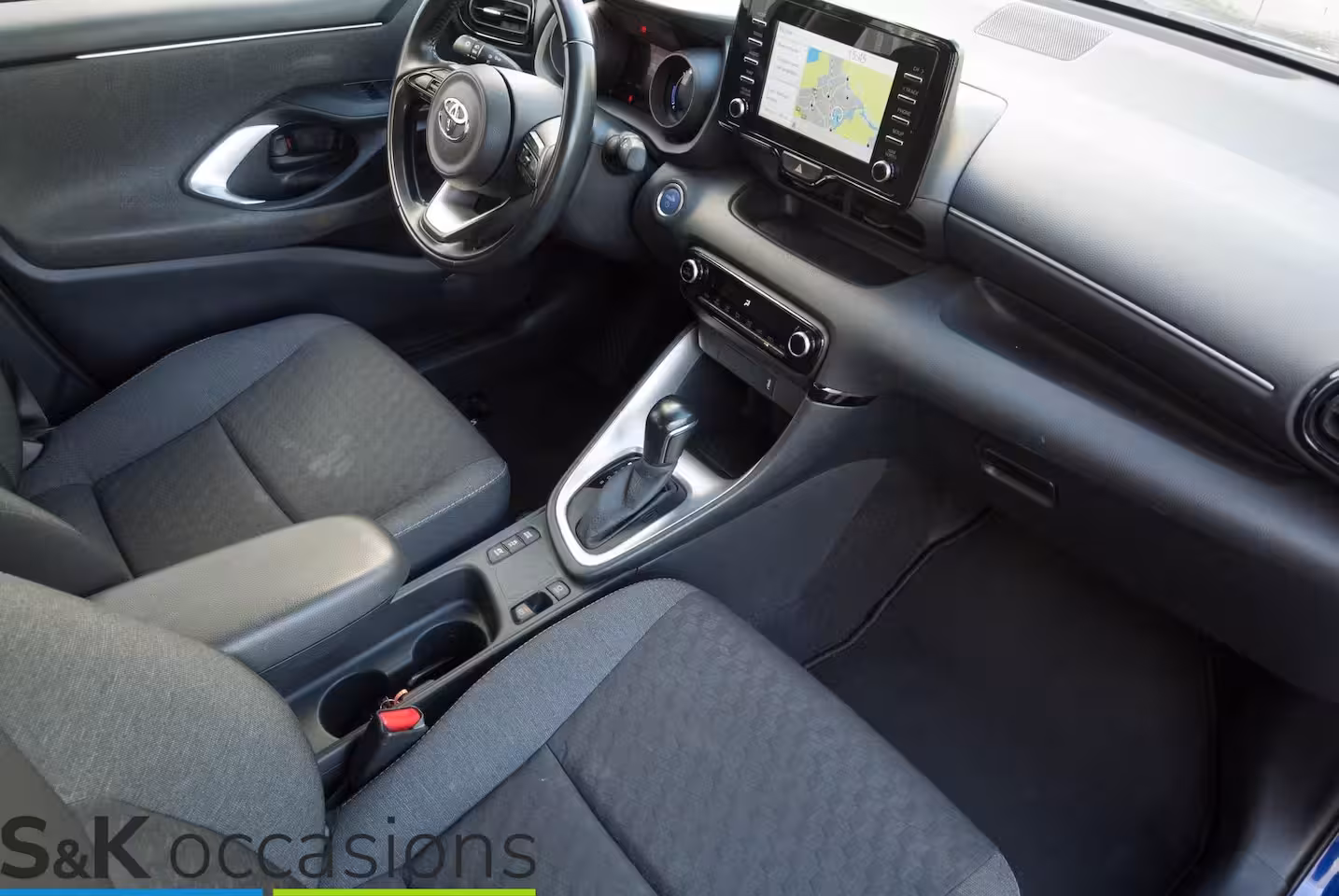 Toyota Yaris 1.5 Hybrid 10j Garantie Dynamic Navi LED Keyless
