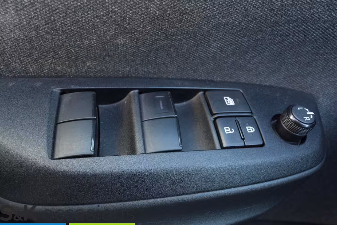 Toyota Yaris 1.5 Hybrid 10j Garantie Dynamic Navi LED Keyless