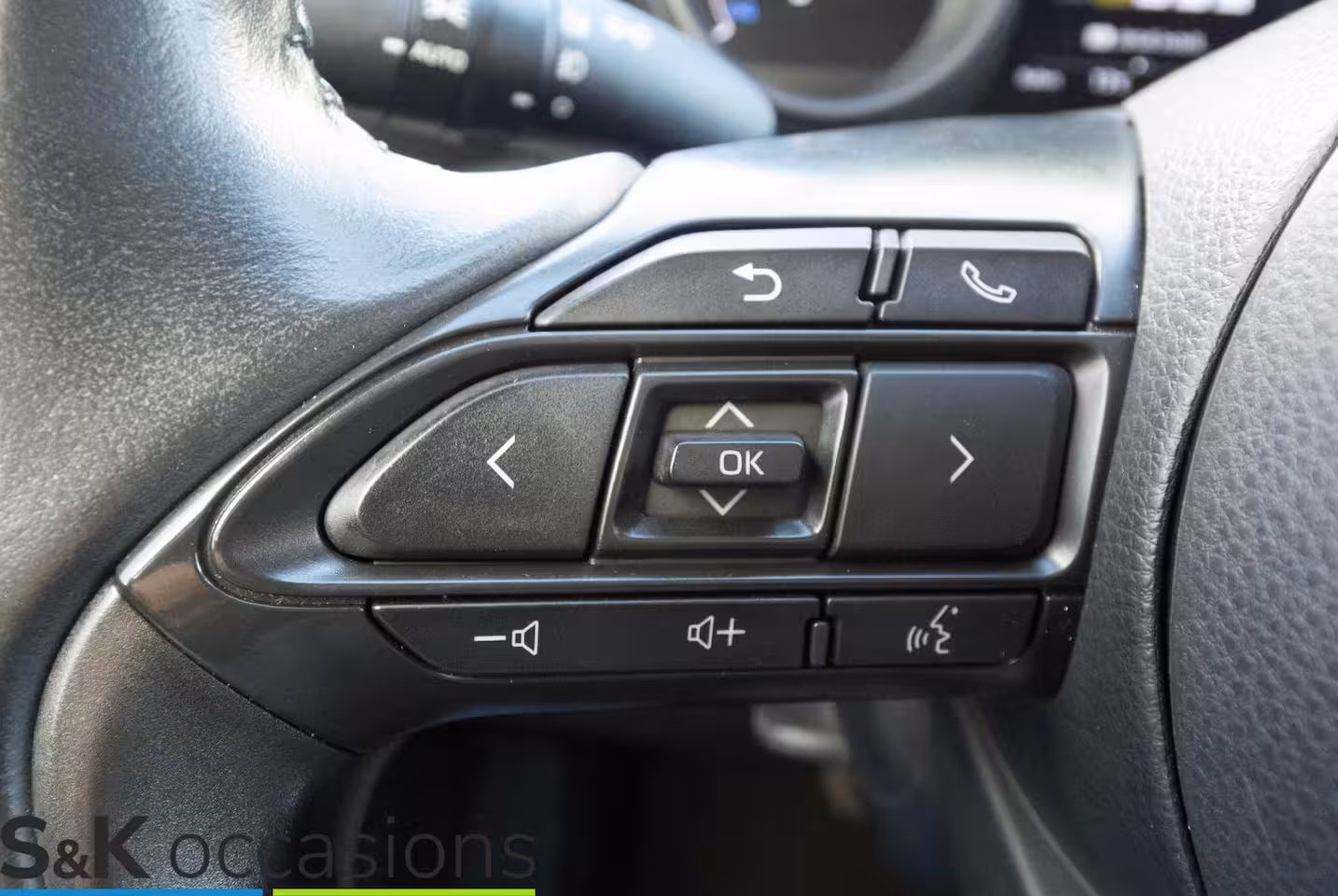 Toyota Yaris 1.5 Hybrid 10j Garantie Dynamic Navi LED Keyless