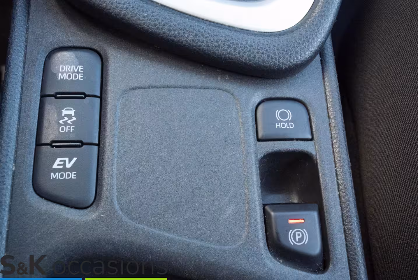 Toyota Yaris 1.5 Hybrid 10j Garantie Dynamic Navi LED Keyless