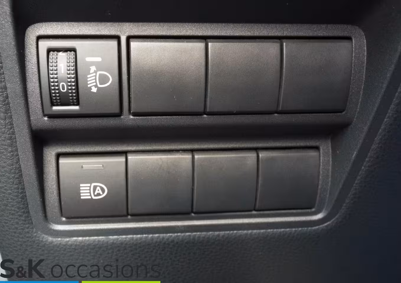 Toyota Yaris 1.5 Hybrid 10j Garantie Dynamic Navi LED Keyless