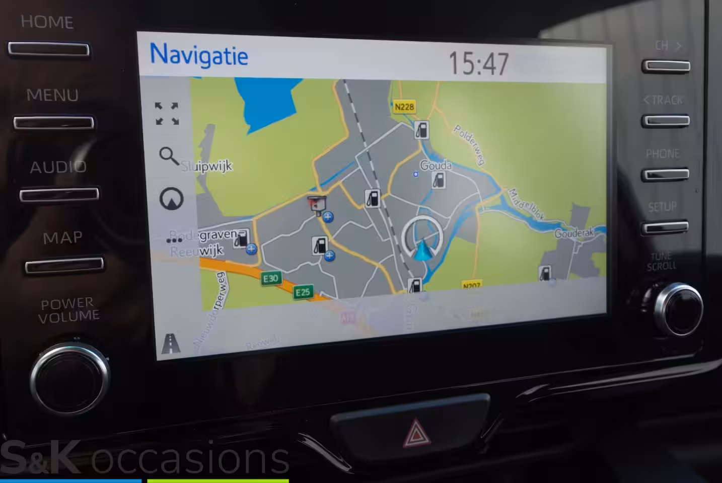 Toyota Yaris 1.5 Hybrid 10j Garantie Dynamic Navi LED Keyless