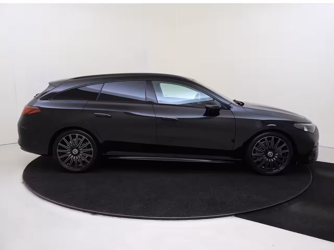 Mercedes-Benz CLA-klasse Shooting Brake 180 Business Solution AMG