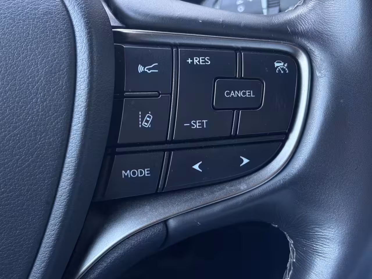 Lexus UX 250h AWD Executive Line | Adaptieve Cruise Control | Verwarmde voorstoelen | Alcantara Bek