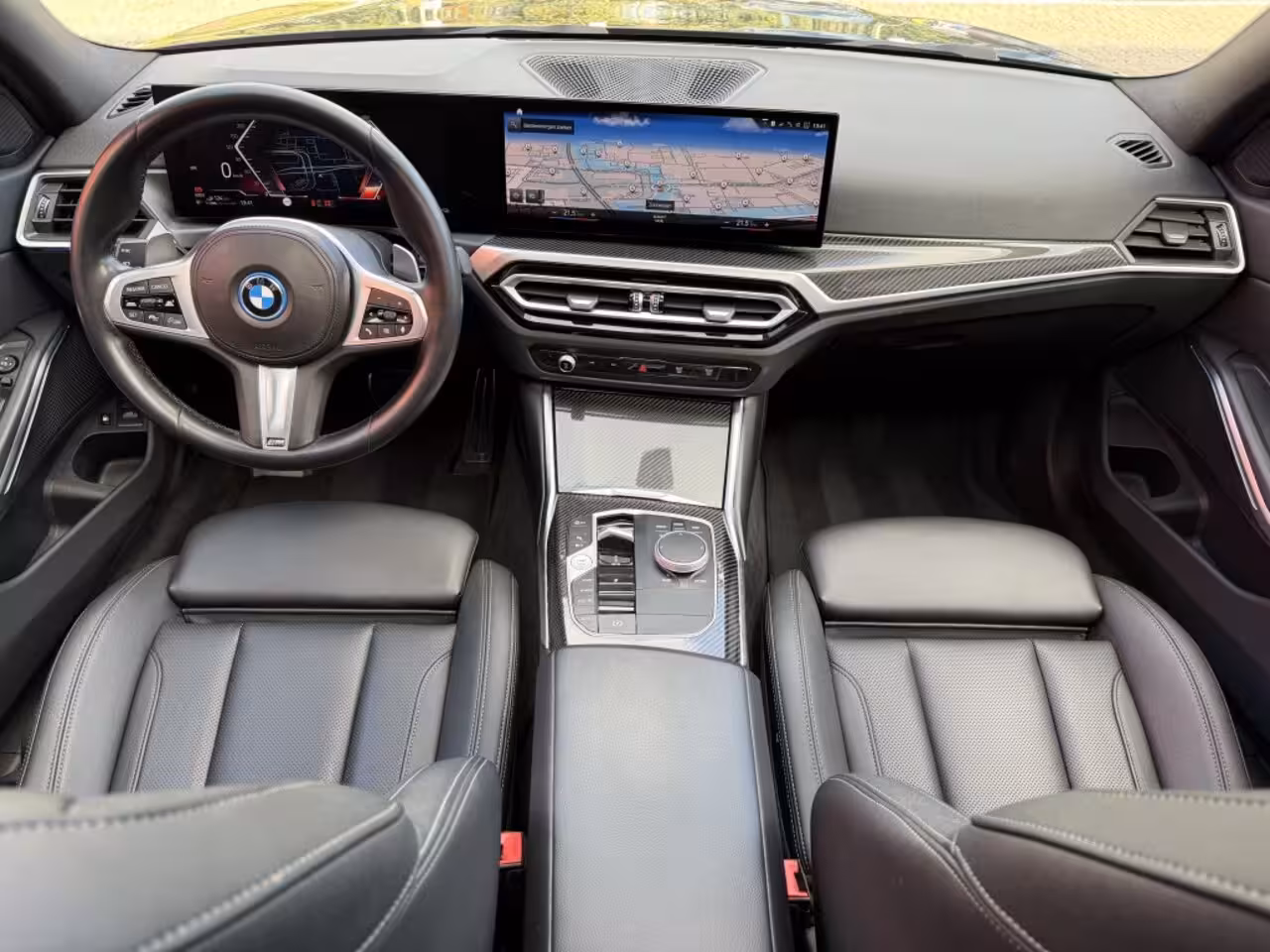 BMW 3-serie Touring 320e M-Sport Pano Laser ACC Trekhaak