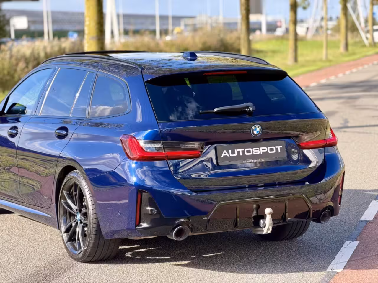 BMW 3-serie Touring 320e M-Sport Pano Laser ACC Trekhaak
