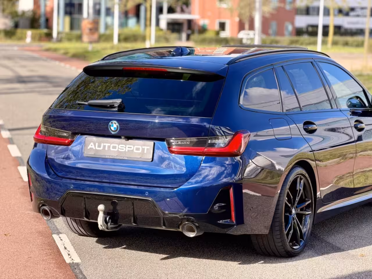 BMW 3-serie Touring 320e M-Sport Pano Laser ACC Trekhaak