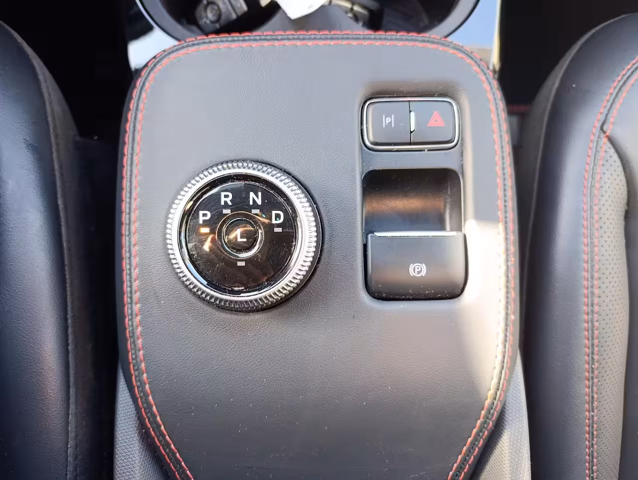 Ford Mustang Mach-E Extended AWD 98 kWh | Adaptieve Cruise | Elek. stoel | Memory | Camera | PDC V+A | 19" LMV