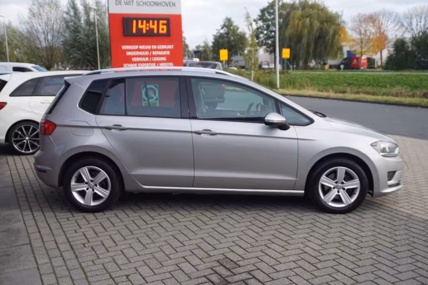 Volkswagen Golf Sportsvan 1.2 TSI Highline / DSG / Trekhaak / Stoelverwarming / Bluetooth
