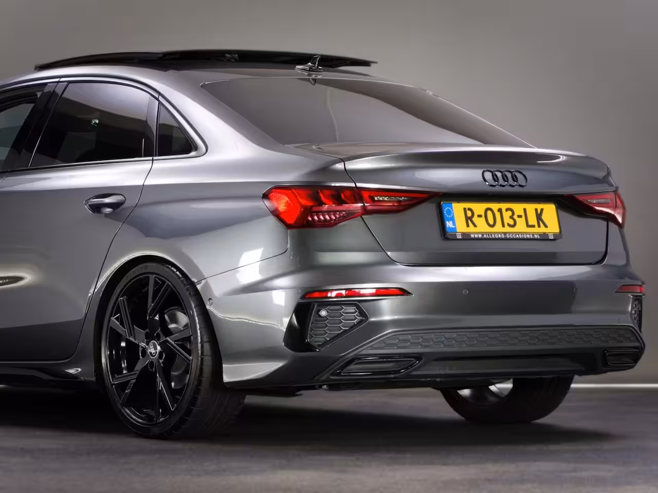 Audi A3 Limousine 35 TFSI Edition One (RS-STOELEN, ADAPTIVE CRUISE, PANO, APPLE CARPLAY/ANDROID AUTO, STOELV