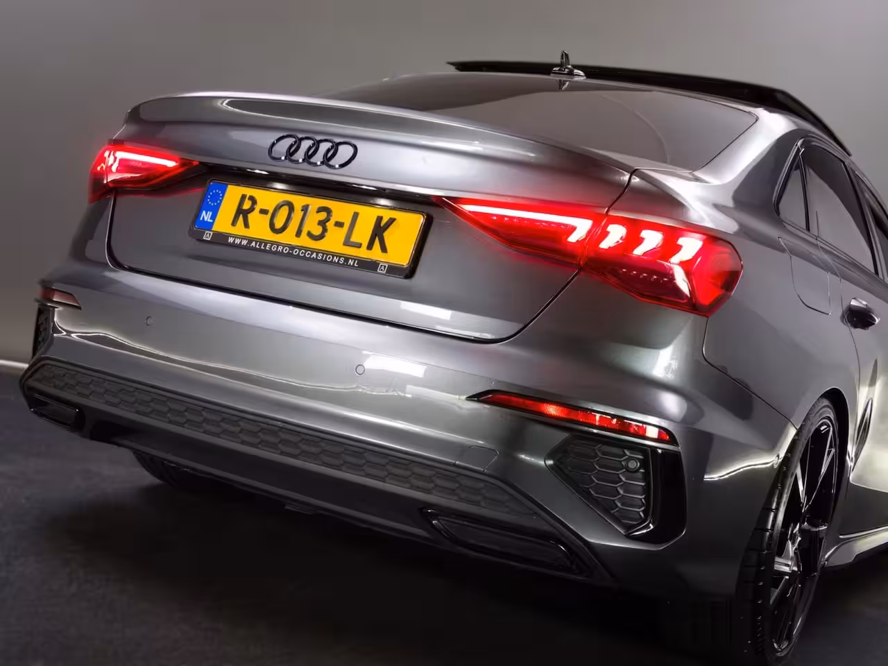 Audi A3 Limousine 35 TFSI Edition One (RS-STOELEN, ADAPTIVE CRUISE, PANO, APPLE CARPLAY/ANDROID AUTO, STOELV