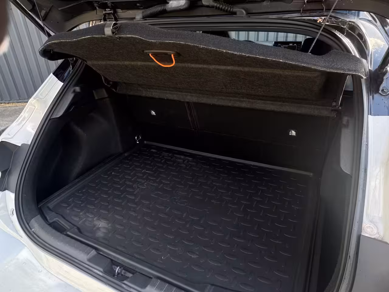 Toyota Corolla 2.0 Hybrid 184 pk Executive Two-Tone, Dealeronderh, JBL
