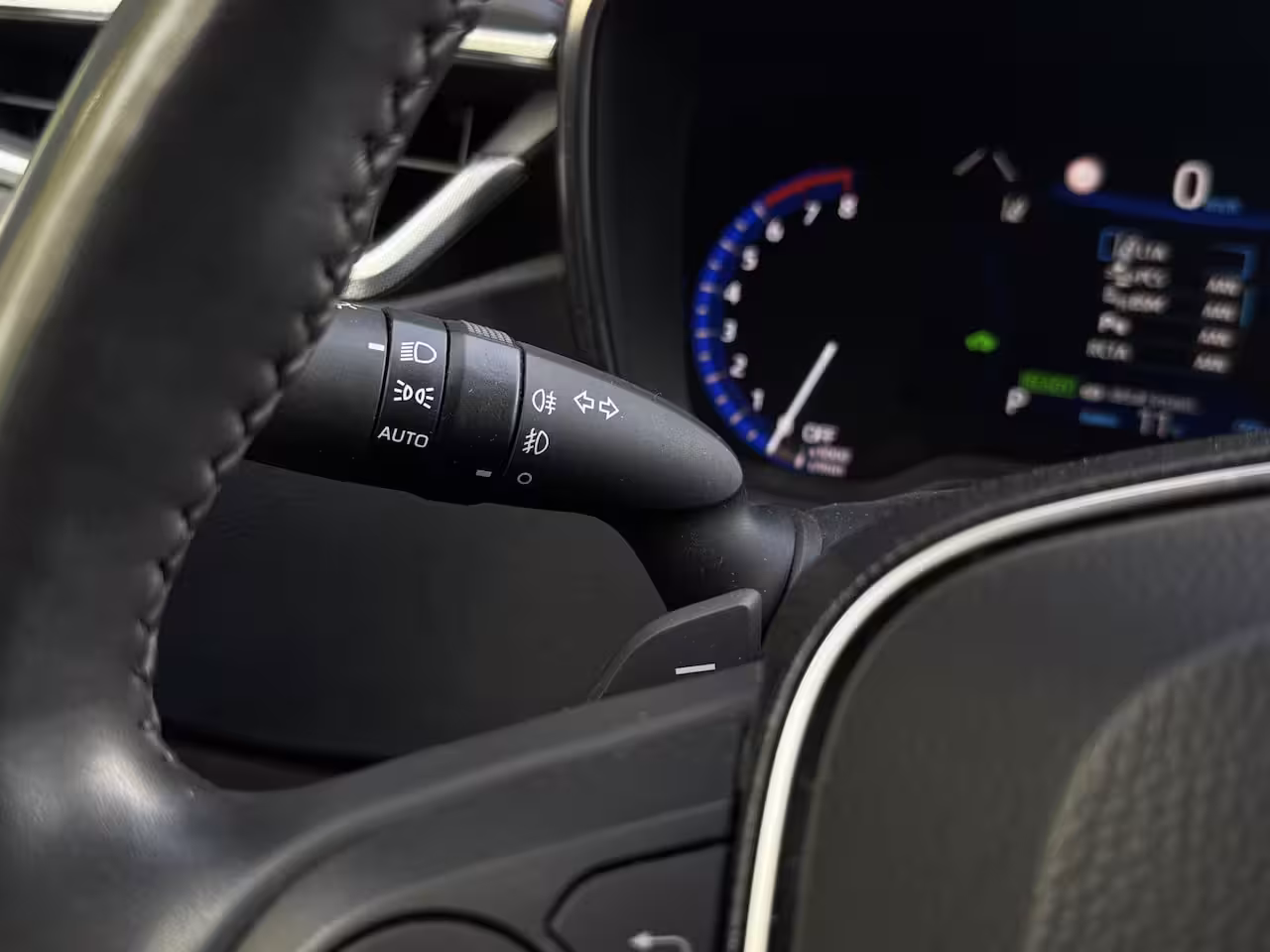 Toyota Corolla 2.0 Hybrid 184 pk Executive Two-Tone, Dealeronderh, JBL