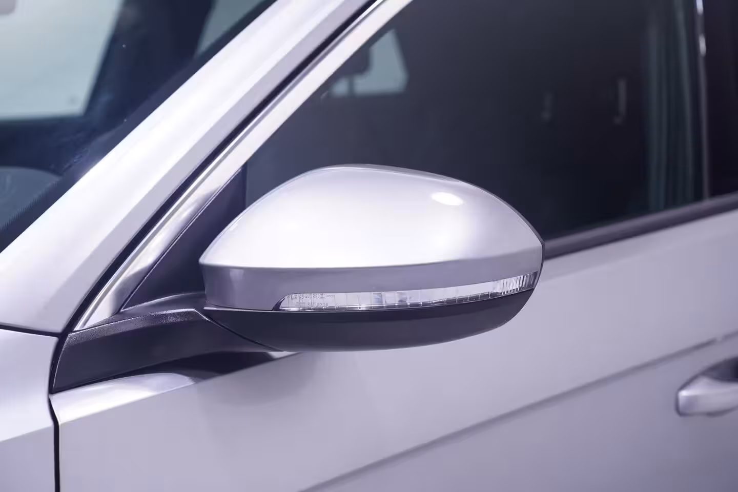Volkswagen T-Roc 1.5 TSI 150 pk Aut. R Line Ext/Int. Matrix LED Dodehoek Assist, Elek. Achterklep, 19" LMV,