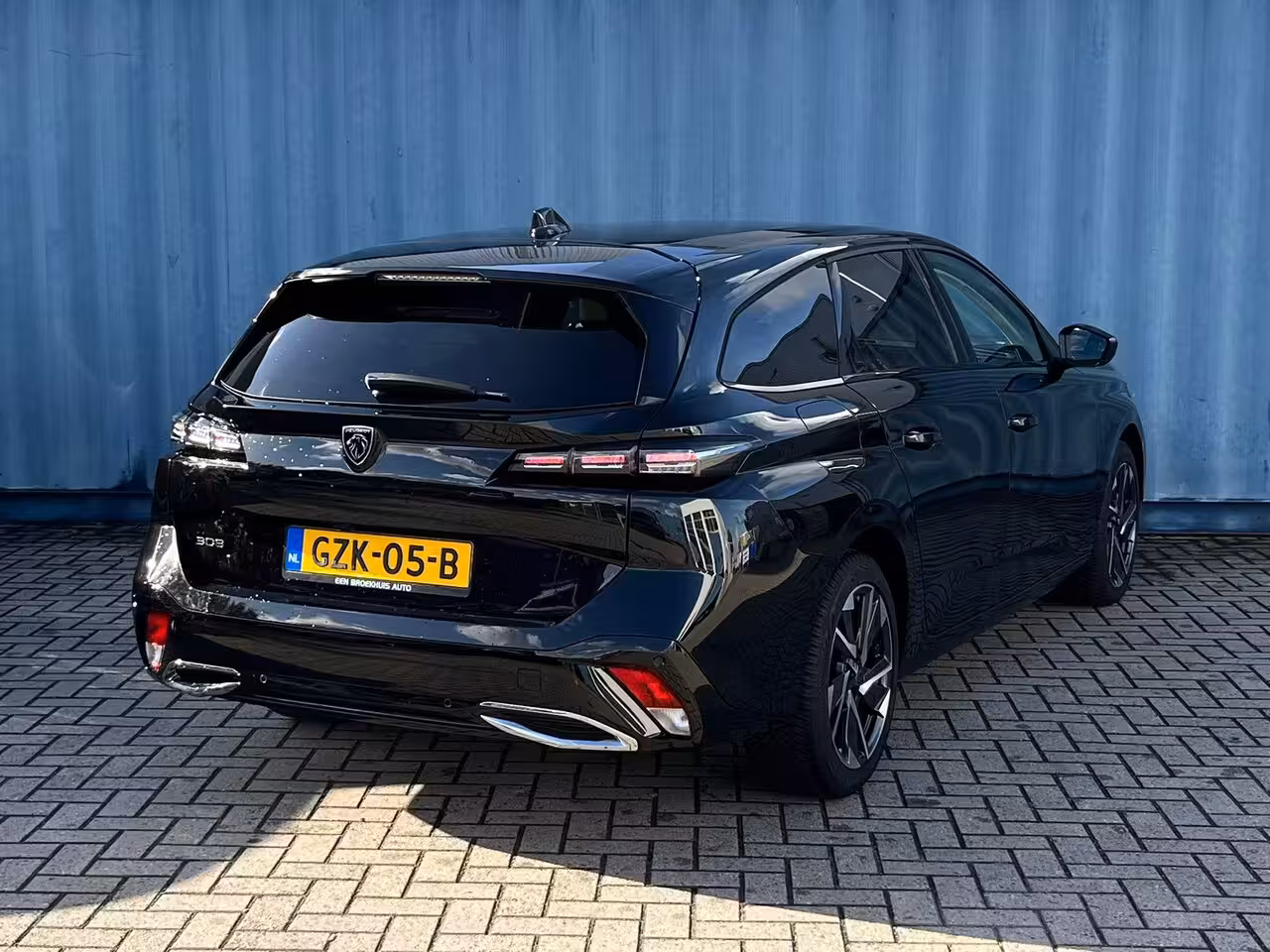 Peugeot 308 SW 1.2 Hybrid 136 e-DCS6 Allure Stoel/stuur verwarming | Carplay | 360° Camera | | Achterbank
