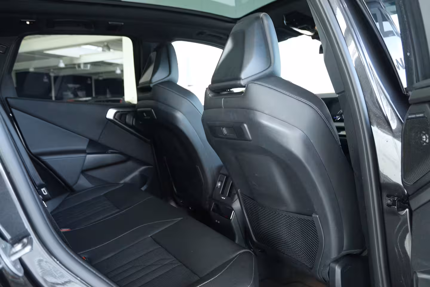 BMW X3 30e xDrive M-Sport | Harman & Kardon | Head-up | 360 Camera | Panoramadak | Stoelverwarmin