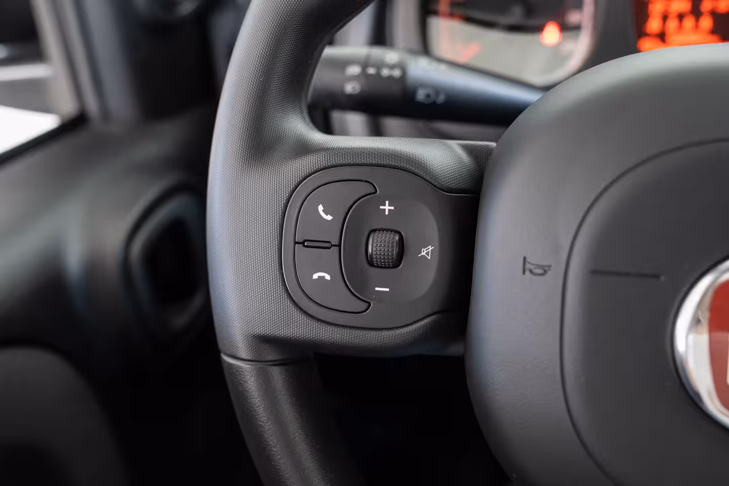 Fiat Panda 1.0 Hybrid | Climate Controle | Parkeersensoren | Apple Carplay & Android Auto | Bestuurde
