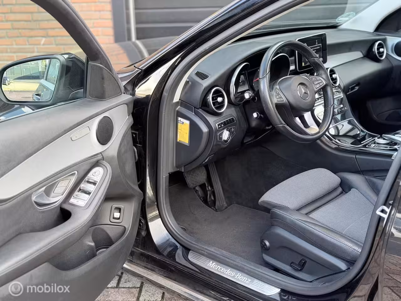 Mercedes-Benz C-klasse Estate 180 Prestige Pano Clima Cruise Led