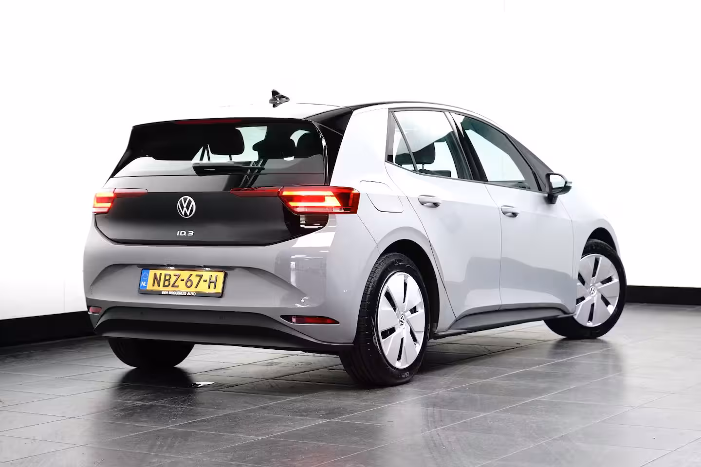 Volkswagen ID.3 59 kWh 204 pk Pro Business | Electronic climate control | Cruise control adaptief | Apple