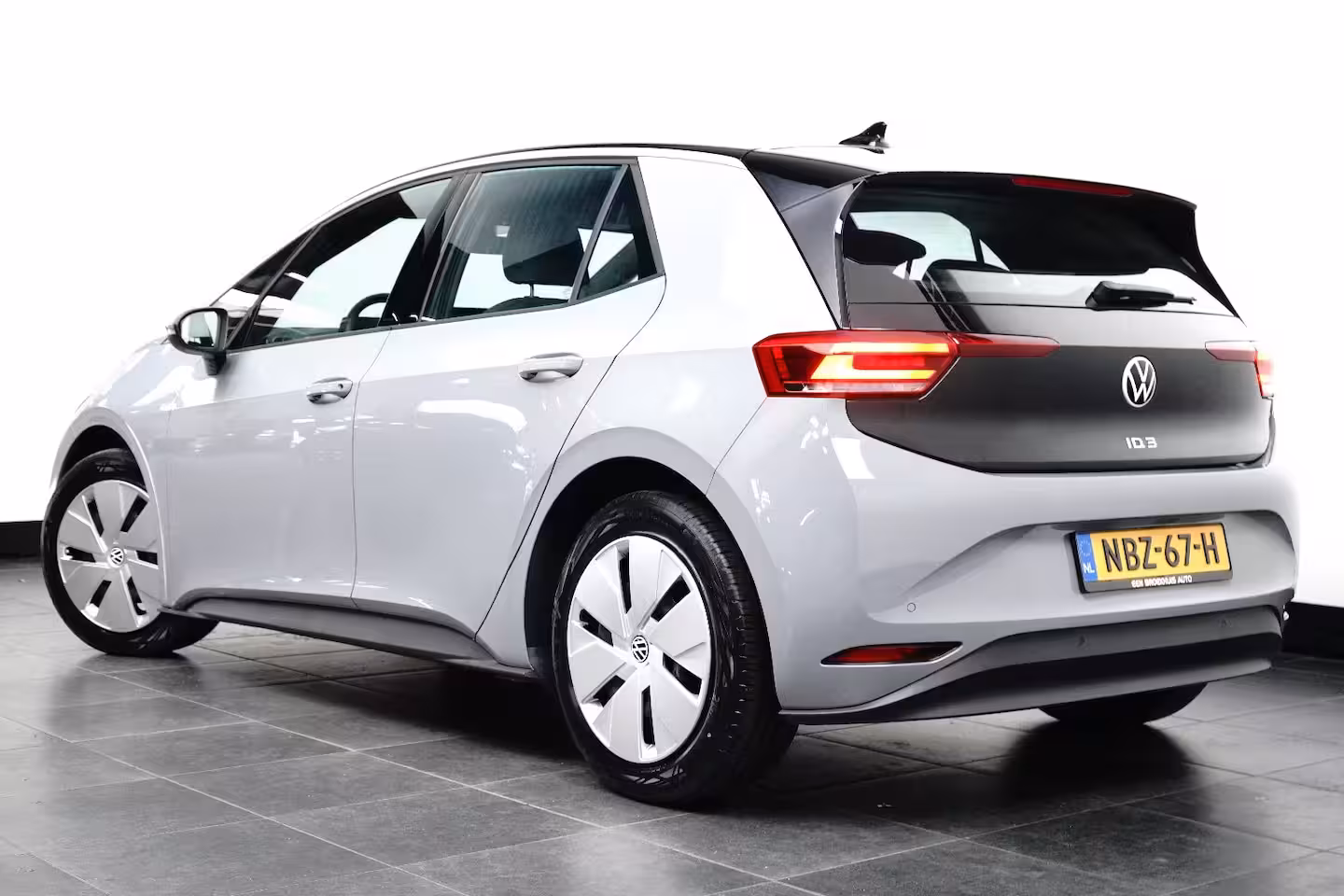 Volkswagen ID.3 59 kWh 204 pk Pro Business | Electronic climate control | Cruise control adaptief | Apple