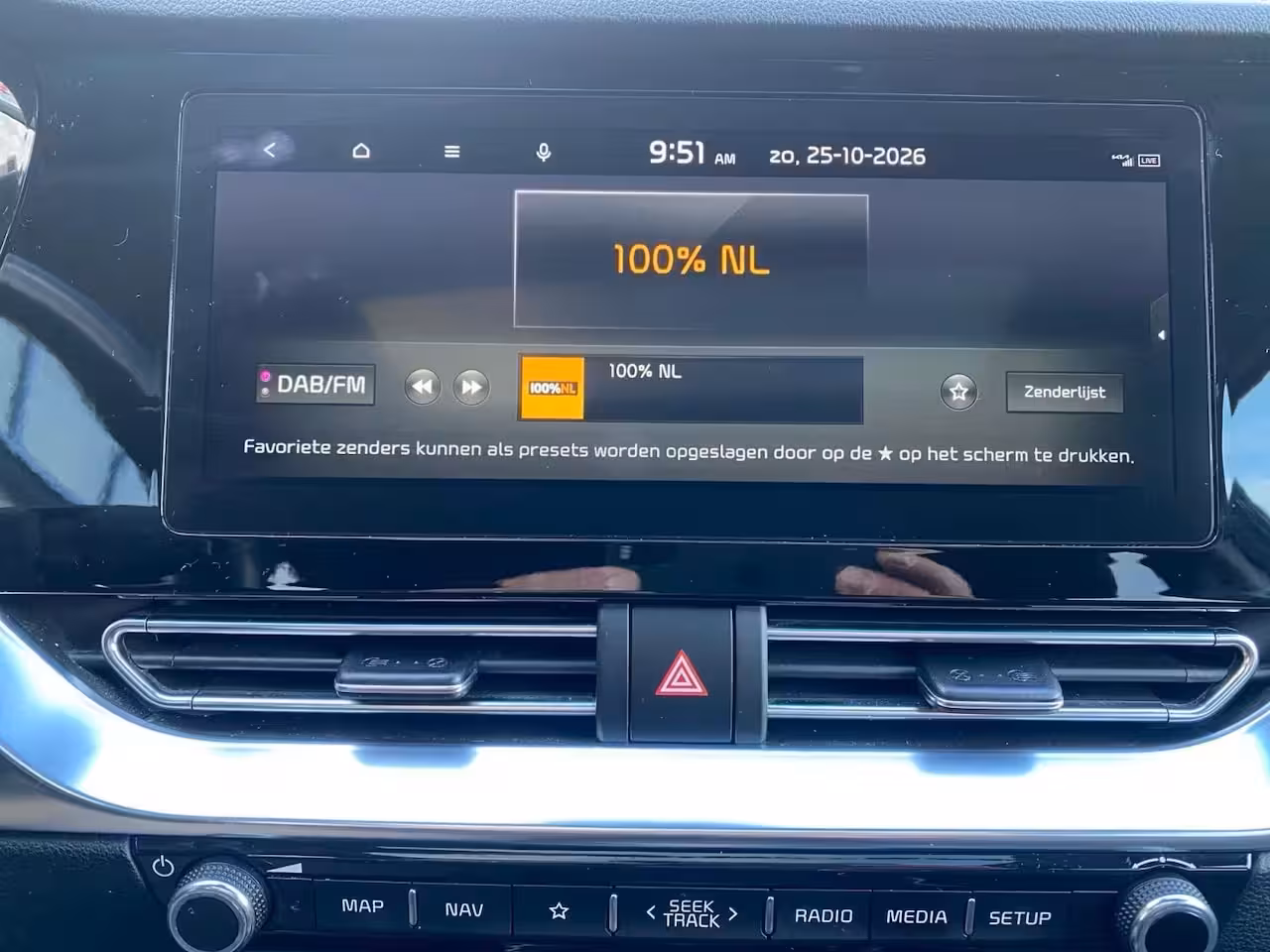Kia e-Niro ExecutiveLine 64 kWh | Climate control | Leder | Stoel + stuurverwarming en ventilatie | S