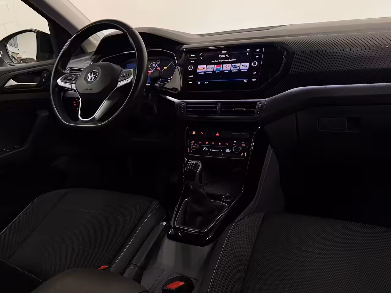 Volkswagen T-Cross 1.0 TSI Style Digital Camera Led Beats 116 PK