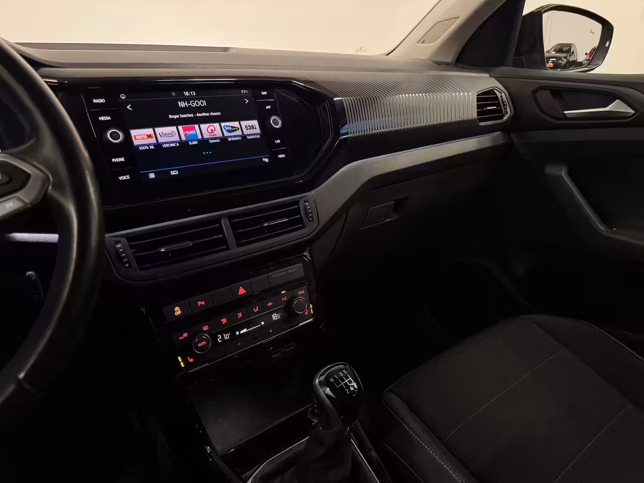 Volkswagen T-Cross 1.0 TSI Style Digital Camera Led Beats 116 PK