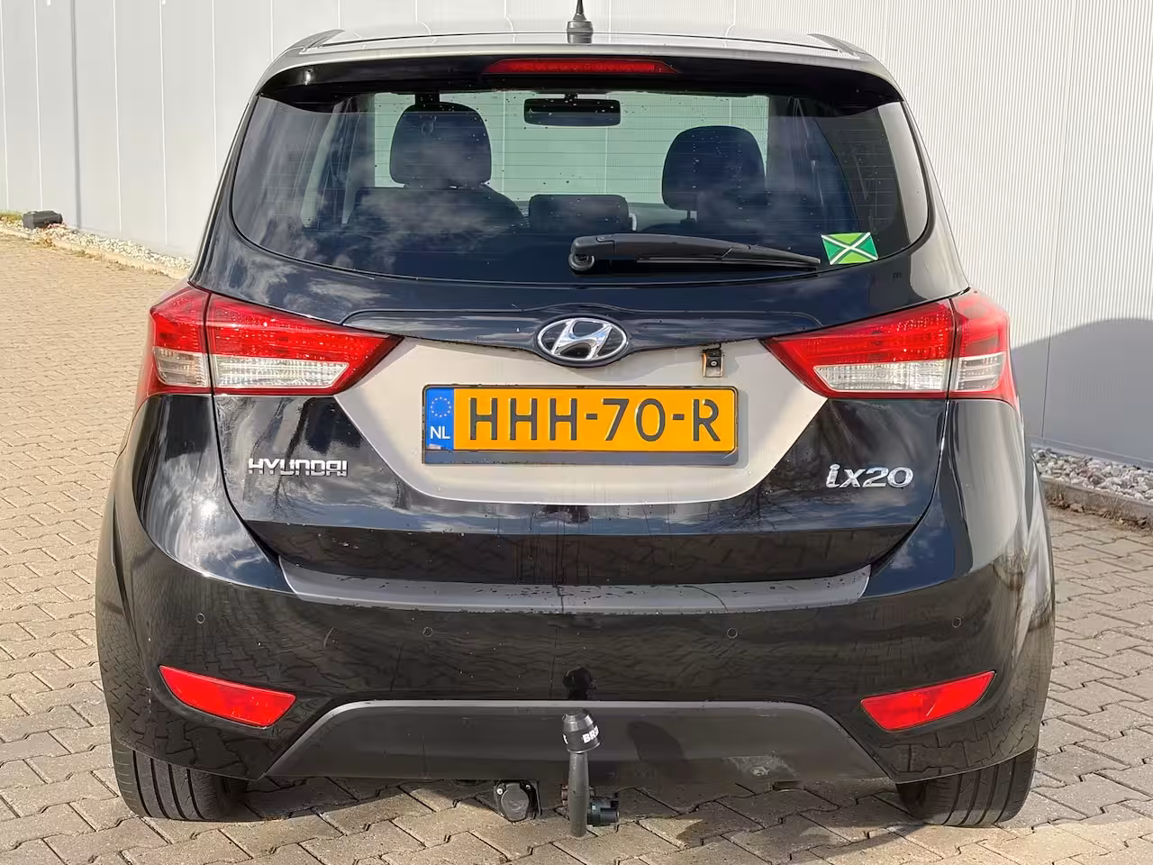 Hyundai ix20 1.6i Go | Stoelverwarming | Trekhaak | After market Achteruitrijcamera | Bluetooth telefoo