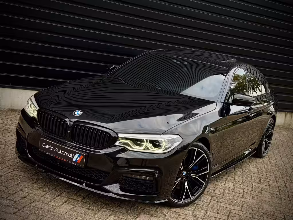 BMW 5-serie 540i xDrive M-PERF. SOFT|B&W|DAK|HUD|360|4WL STURING
