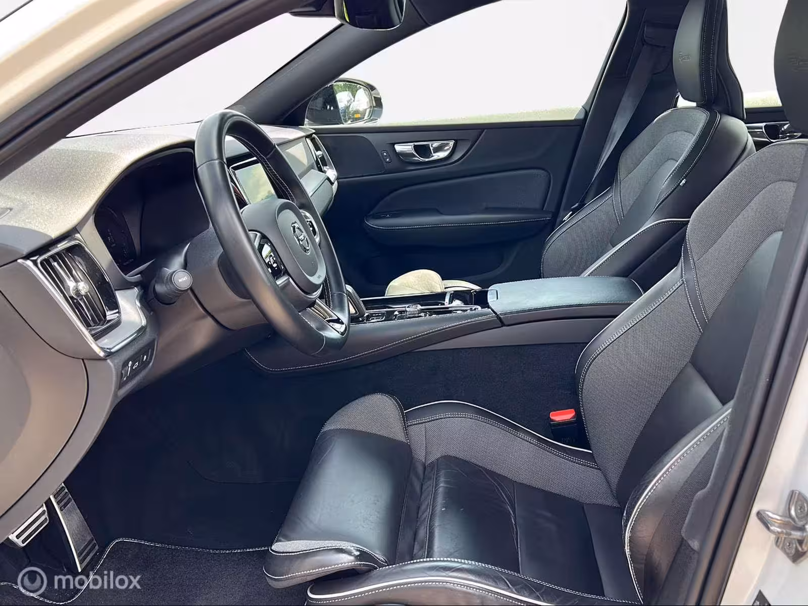Volvo S60 2.0 T6 AWD Twin Engine R-Design
