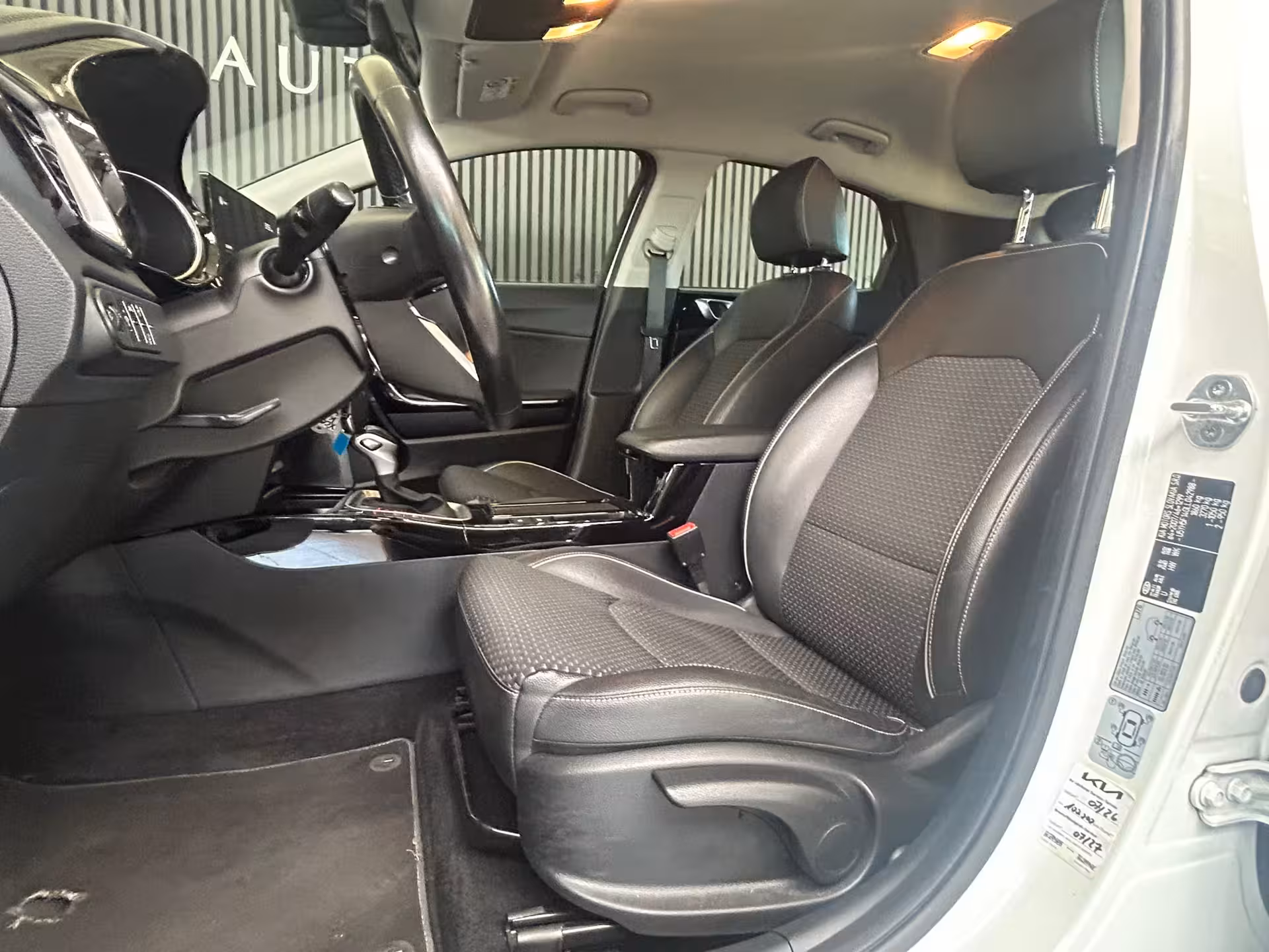 Kia XCeed 1.4 T-GDi DynamicPlusLine Automaat|JBL|ACC|Camera|Navi|Leder