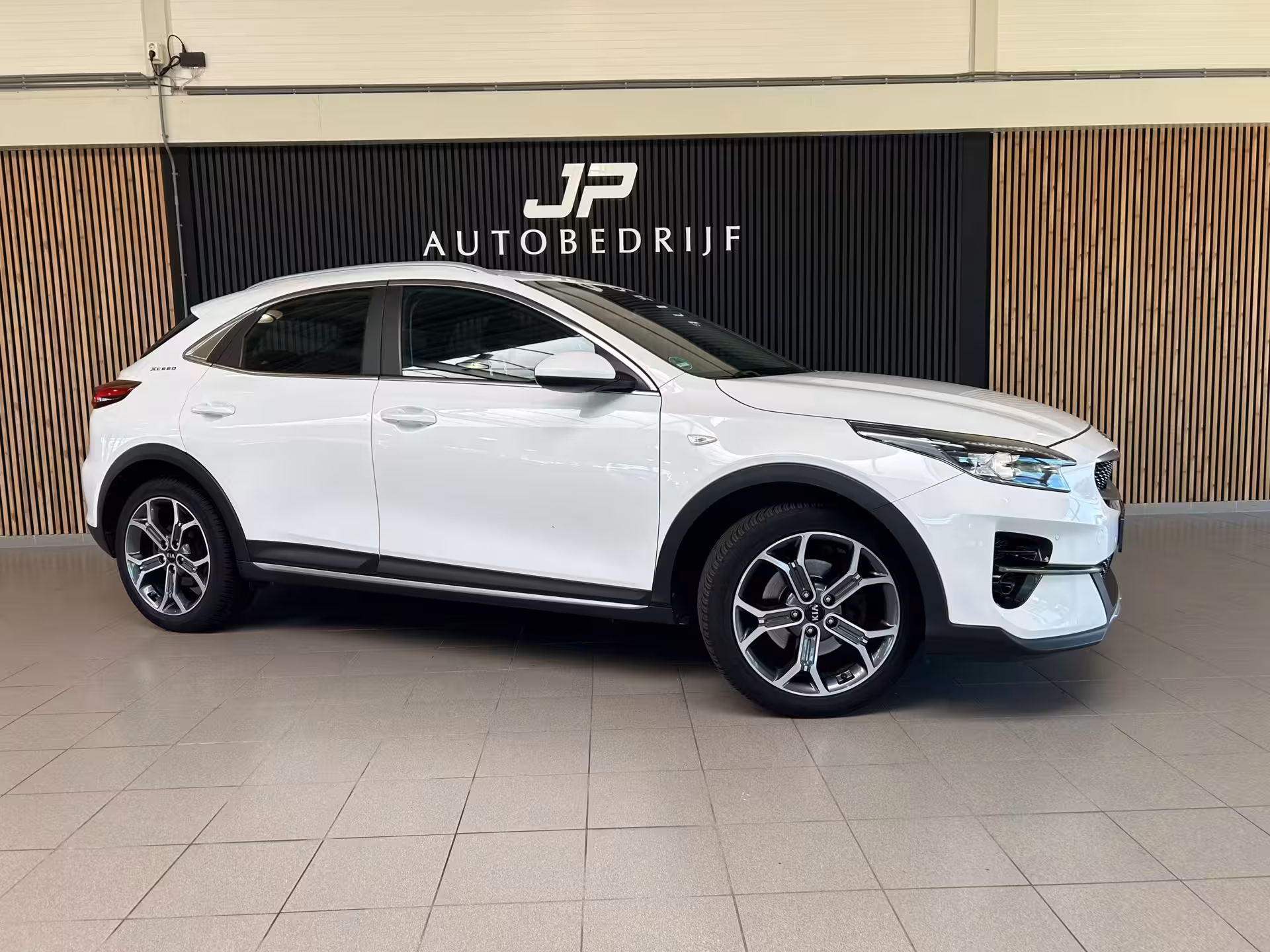 Kia XCeed 1.4 T-GDi DynamicPlusLine Automaat|JBL|ACC|Camera|Navi|Leder