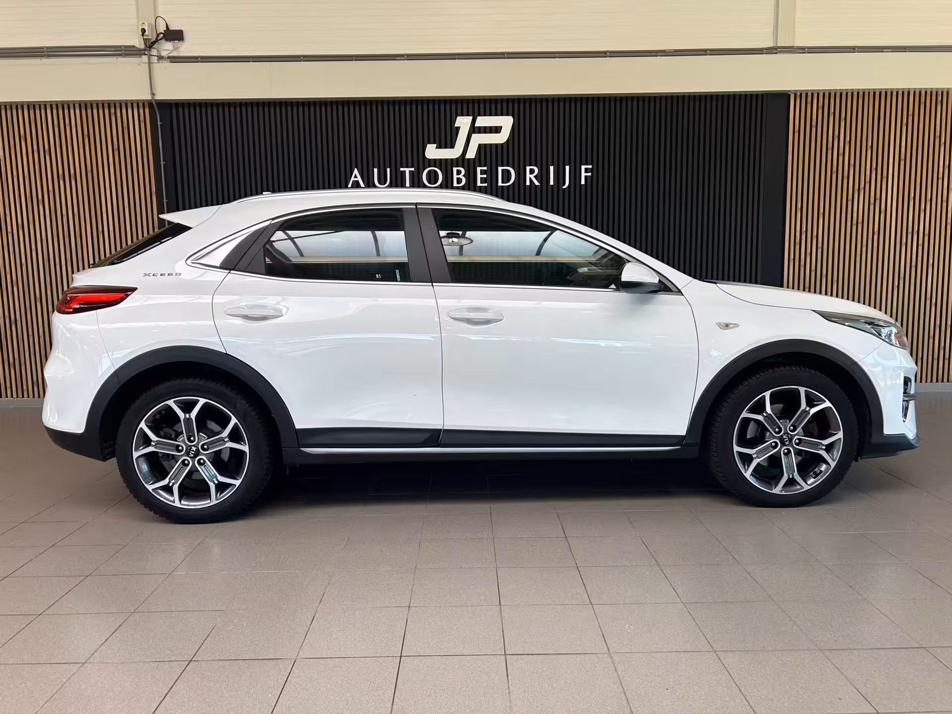 Kia XCeed 1.4 T-GDi DynamicPlusLine Automaat|JBL|ACC|Camera|Navi|Leder