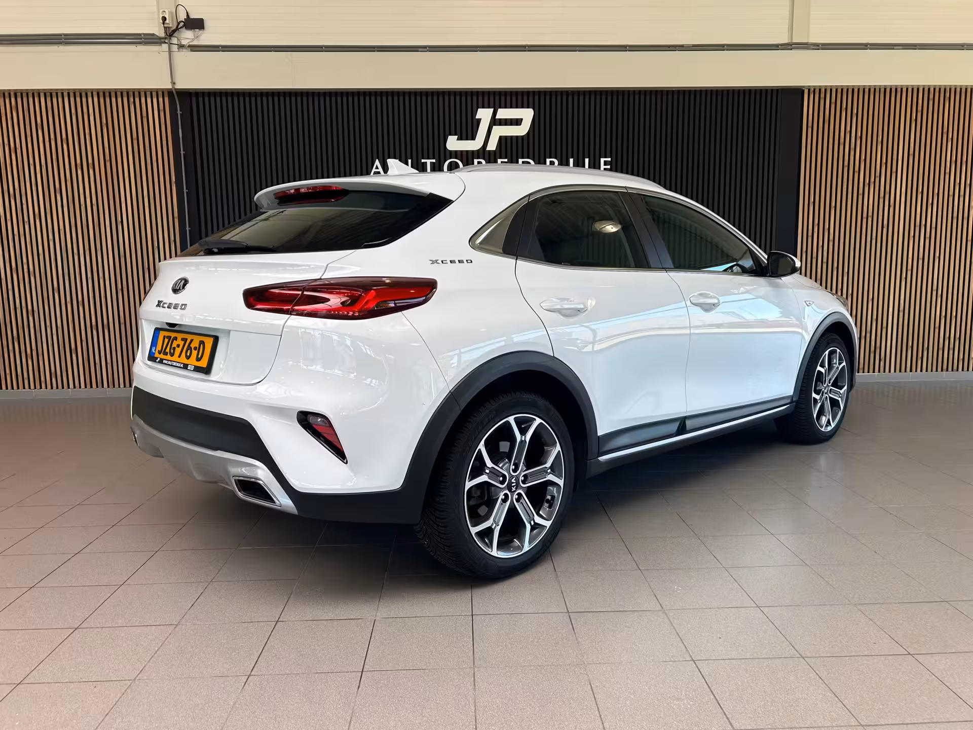 Kia XCeed 1.4 T-GDi DynamicPlusLine Automaat|JBL|ACC|Camera|Navi|Leder
