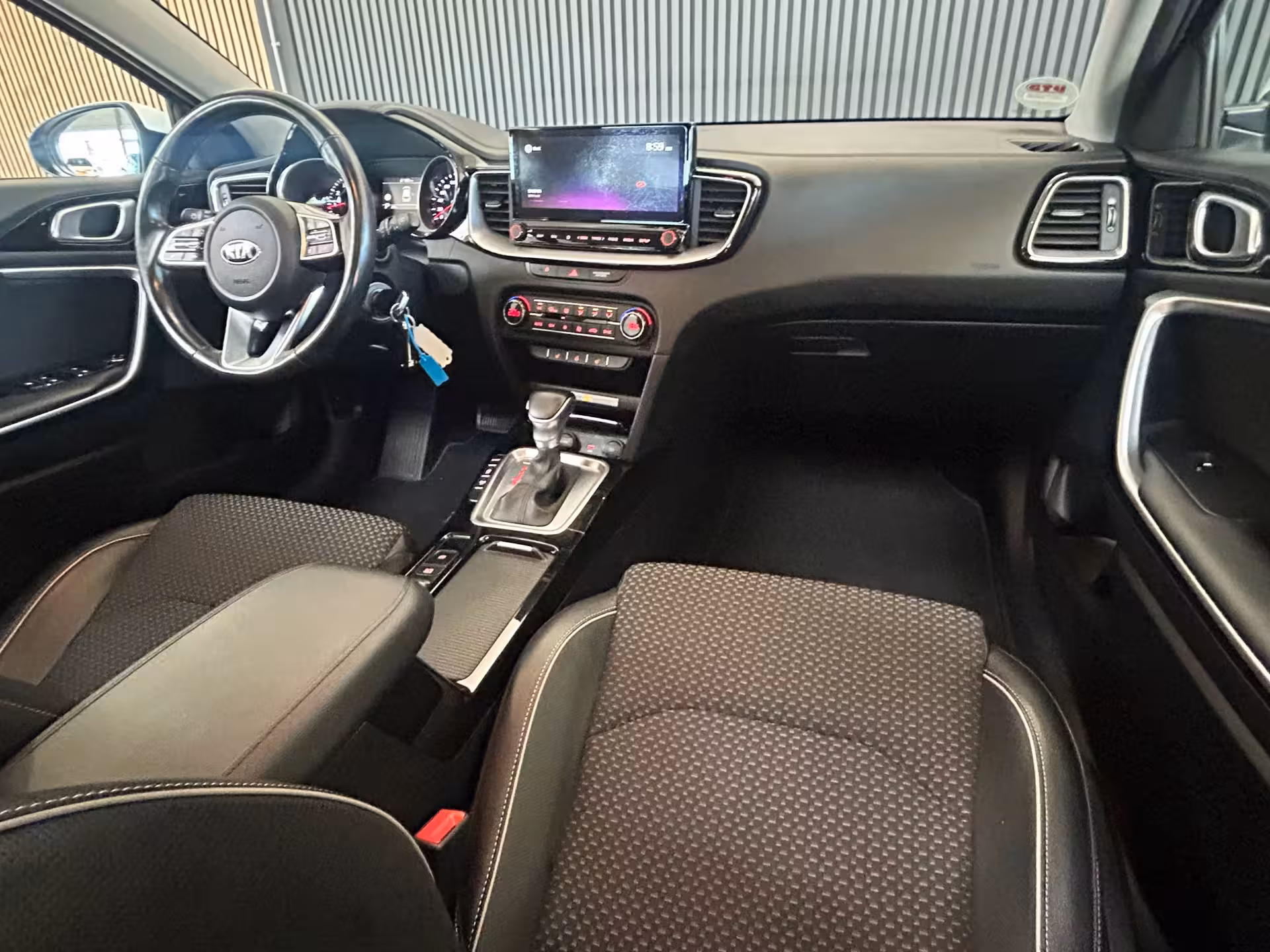 Kia XCeed 1.4 T-GDi DynamicPlusLine Automaat|JBL|ACC|Camera|Navi|Leder