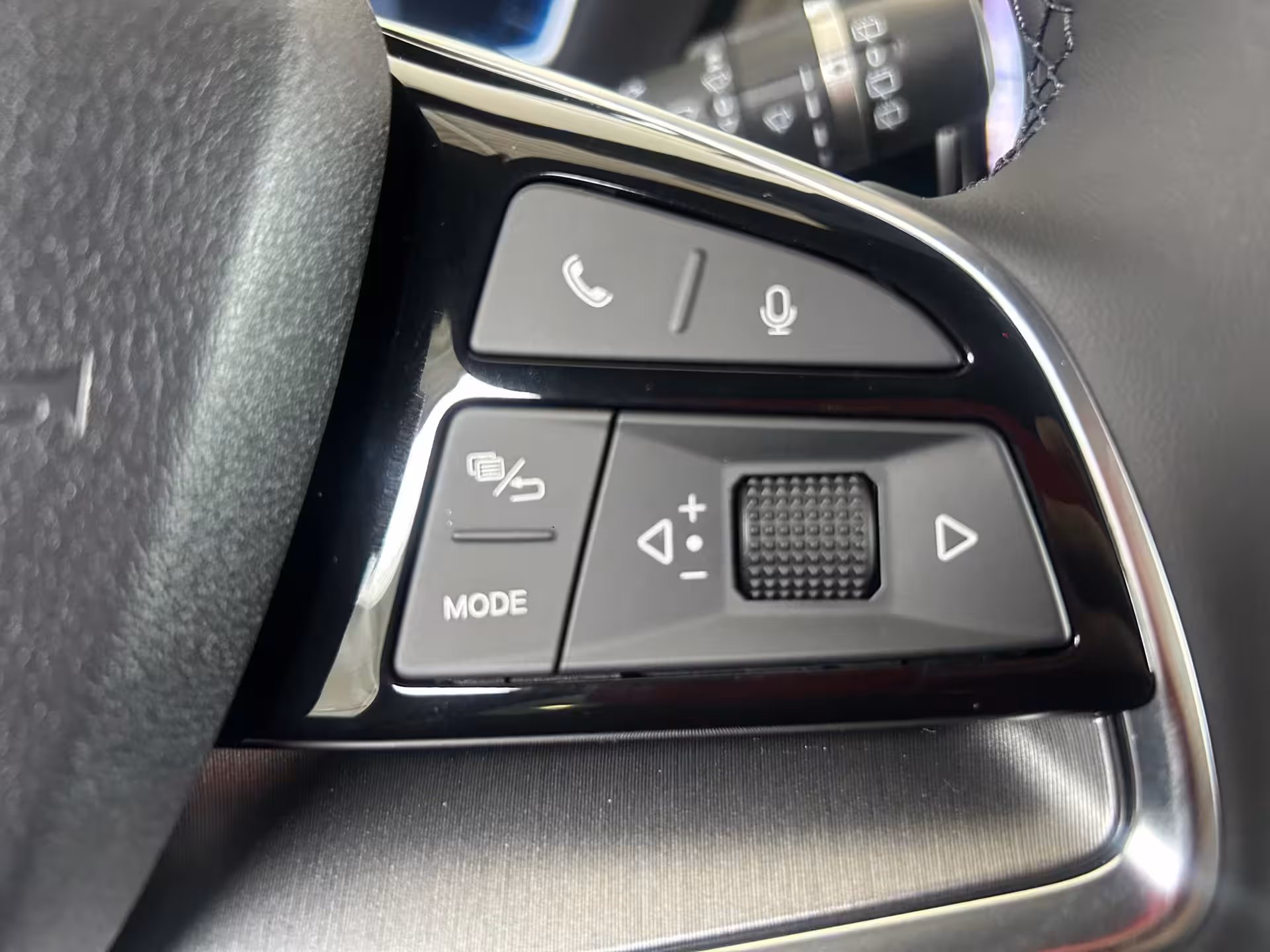 BYD Seal U 1.5 DM- i FWD NAVI| PANO| 360 CAMERA| LEDER| INFINITY| FABRIEKSGARANTIE TOT 2032| 218PK