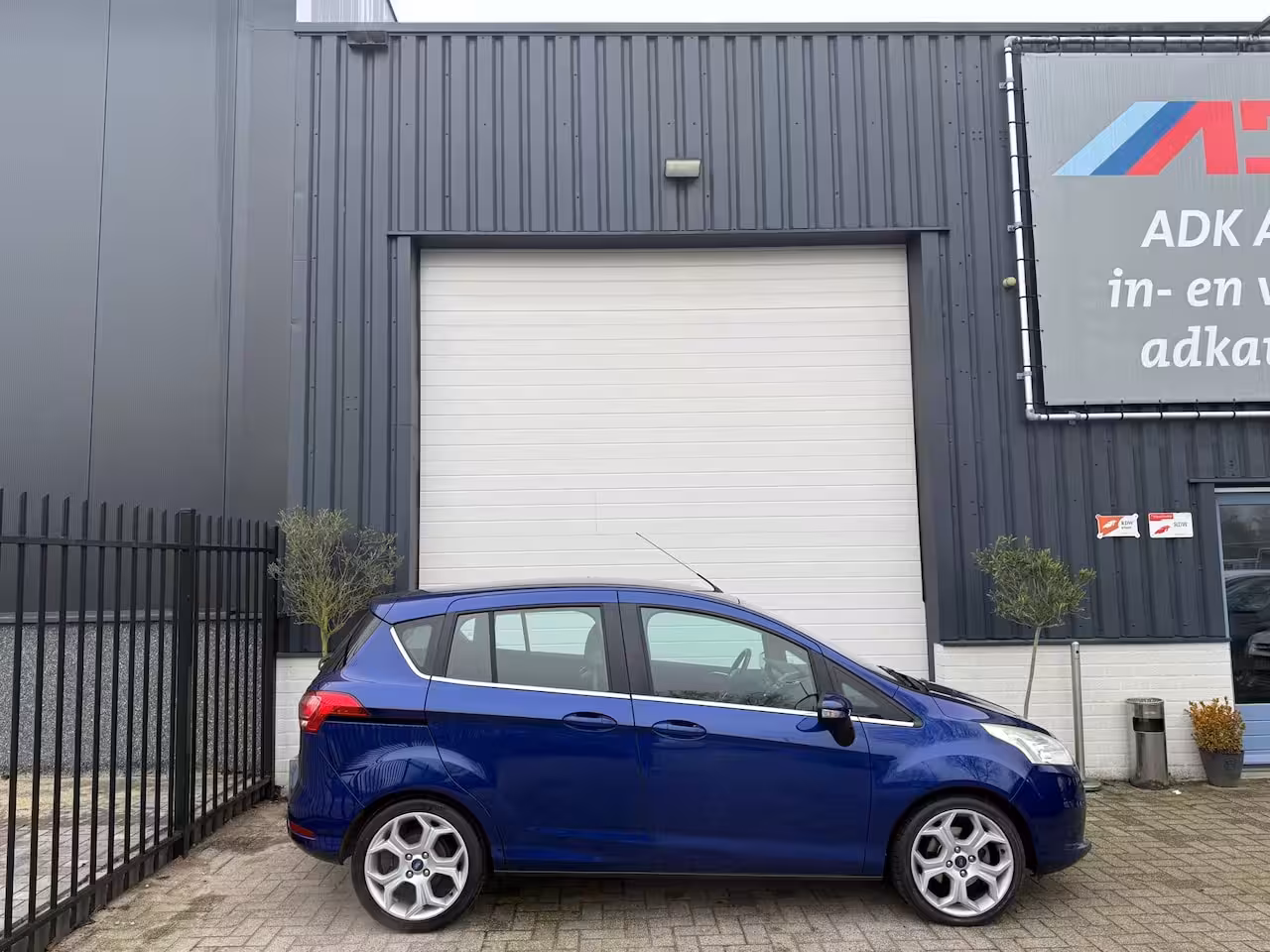 Ford B-Max 1.0 EcoBoost Titanium CAMERA/NAVI/TREKHAAK/2X PDC/CLIMA/CRUISE