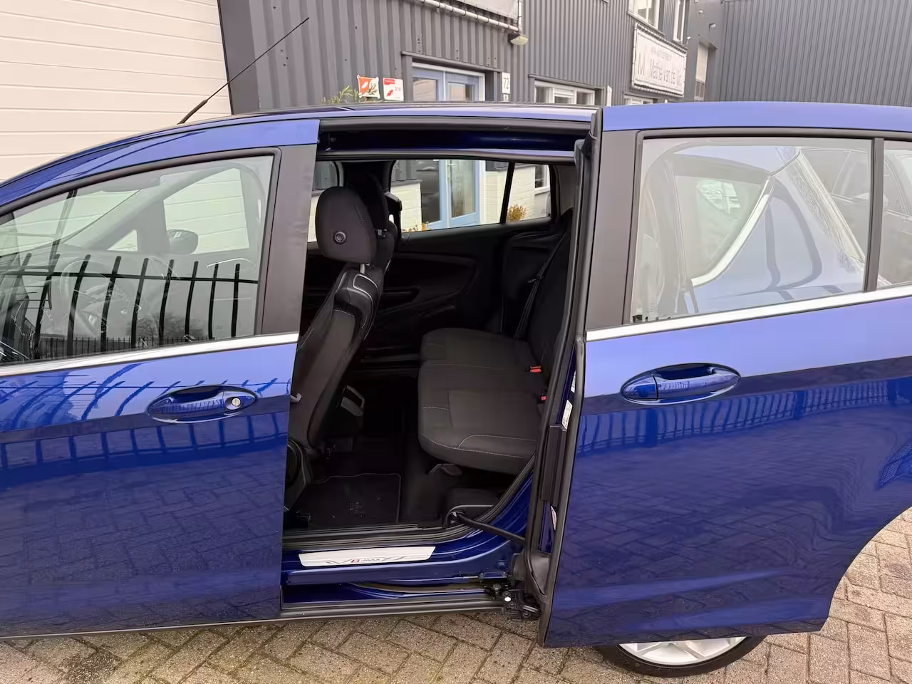 Ford B-Max 1.0 EcoBoost Titanium CAMERA/NAVI/TREKHAAK/2X PDC/CLIMA/CRUISE