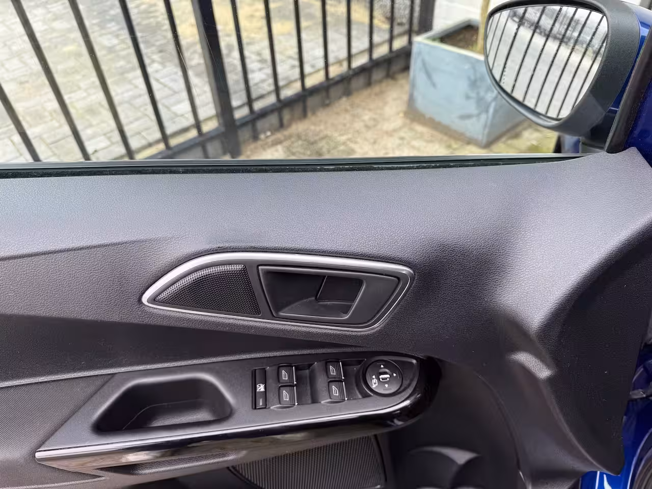 Ford B-Max 1.0 EcoBoost Titanium CAMERA/NAVI/TREKHAAK/2X PDC/CLIMA/CRUISE