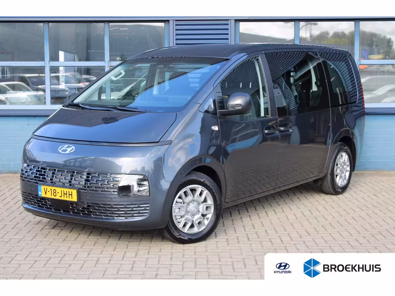Hyundai Staria Dubbele Cabine 2.2 177PK Automaat CARPLAY | TREKHAAK | CAMERA | NAVI |