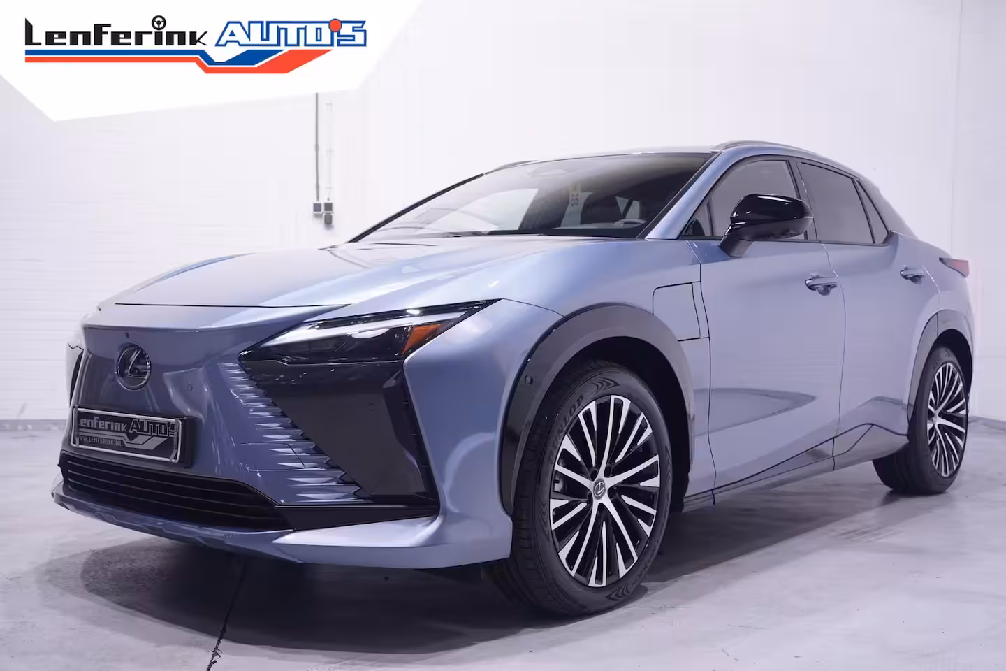Lexus RZ 300e President Line 71 kWh 99% SOH NAP 1e Eig. Head-up 360 Camera Memory stoelen Stoel-/ s