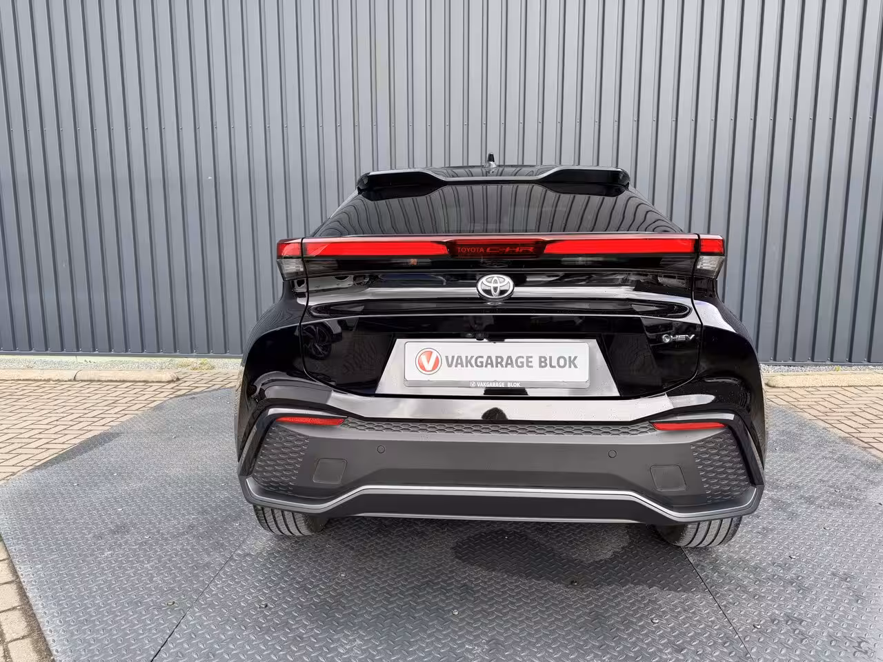 Toyota C-HR 2.0 Hybrid 200(geen Plug-in) Première Edition | Vol LEER | Afnm. Trekhaak | Pano dak | 360