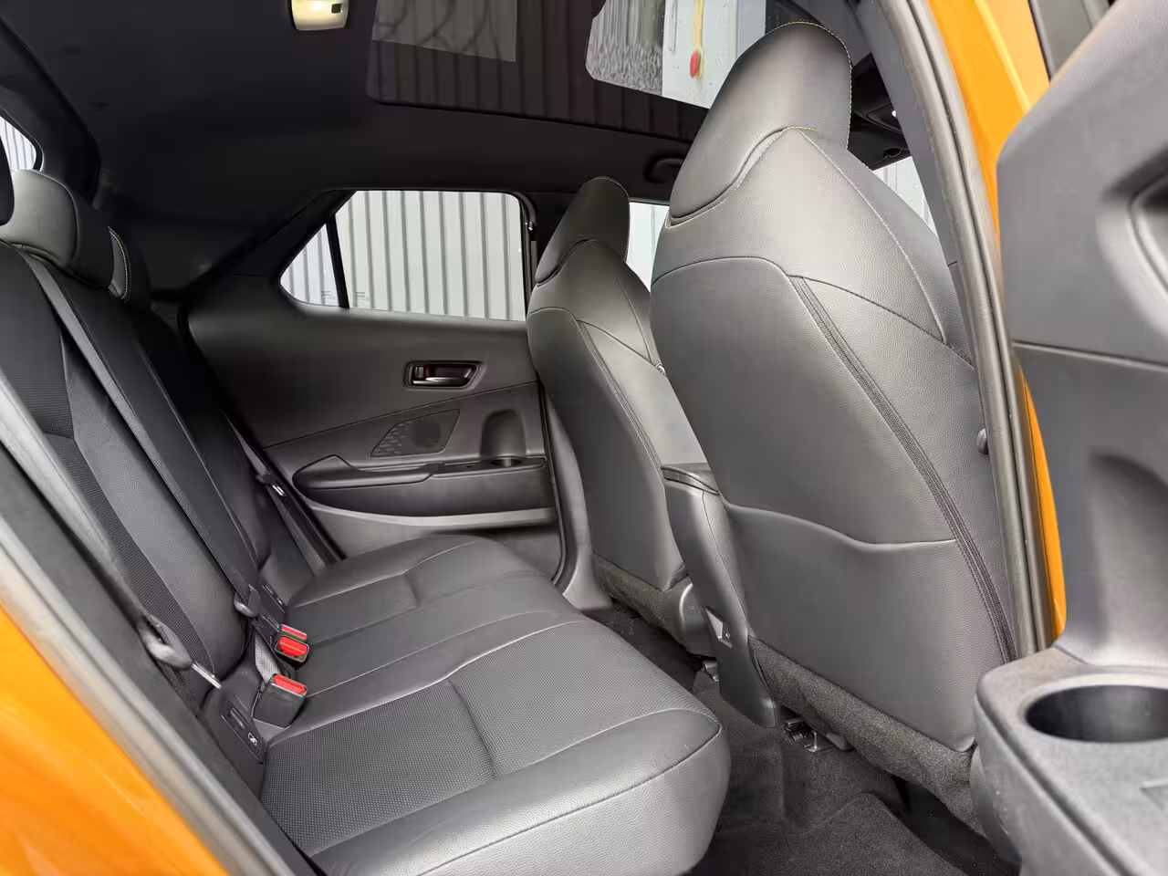 Toyota C-HR 2.0 Hybrid 200(geen Plug-in) Première Edition | Vol LEER | Afnm. Trekhaak | Pano dak | 360