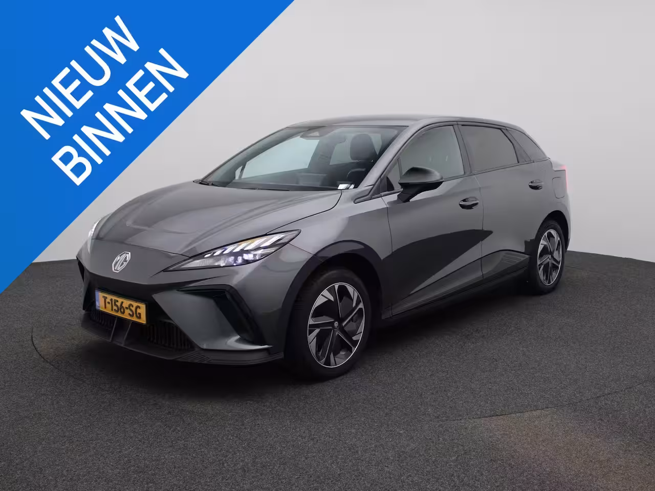 MG MG4 Comfort 64 kWh | Navigatie | Climate Control | Apple Carplay / Android Auto | Parkeer sens