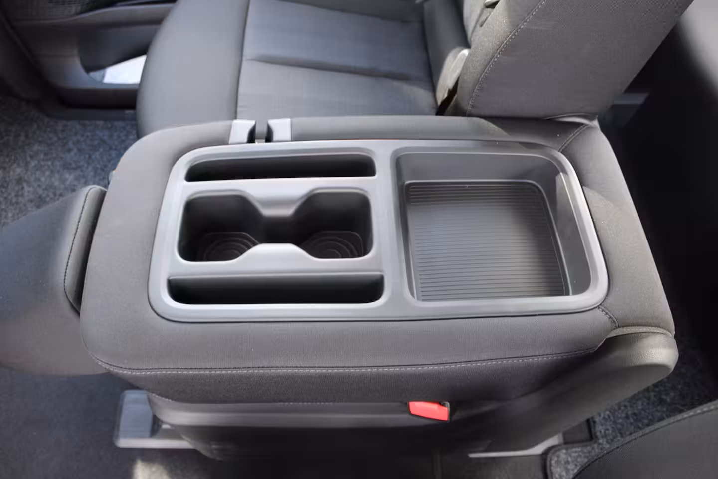 Hyundai Staria Dubbele Cabine 2.2 177PK Automaat CARPLAY | TREKHAAK | CAMERA | NAVI |