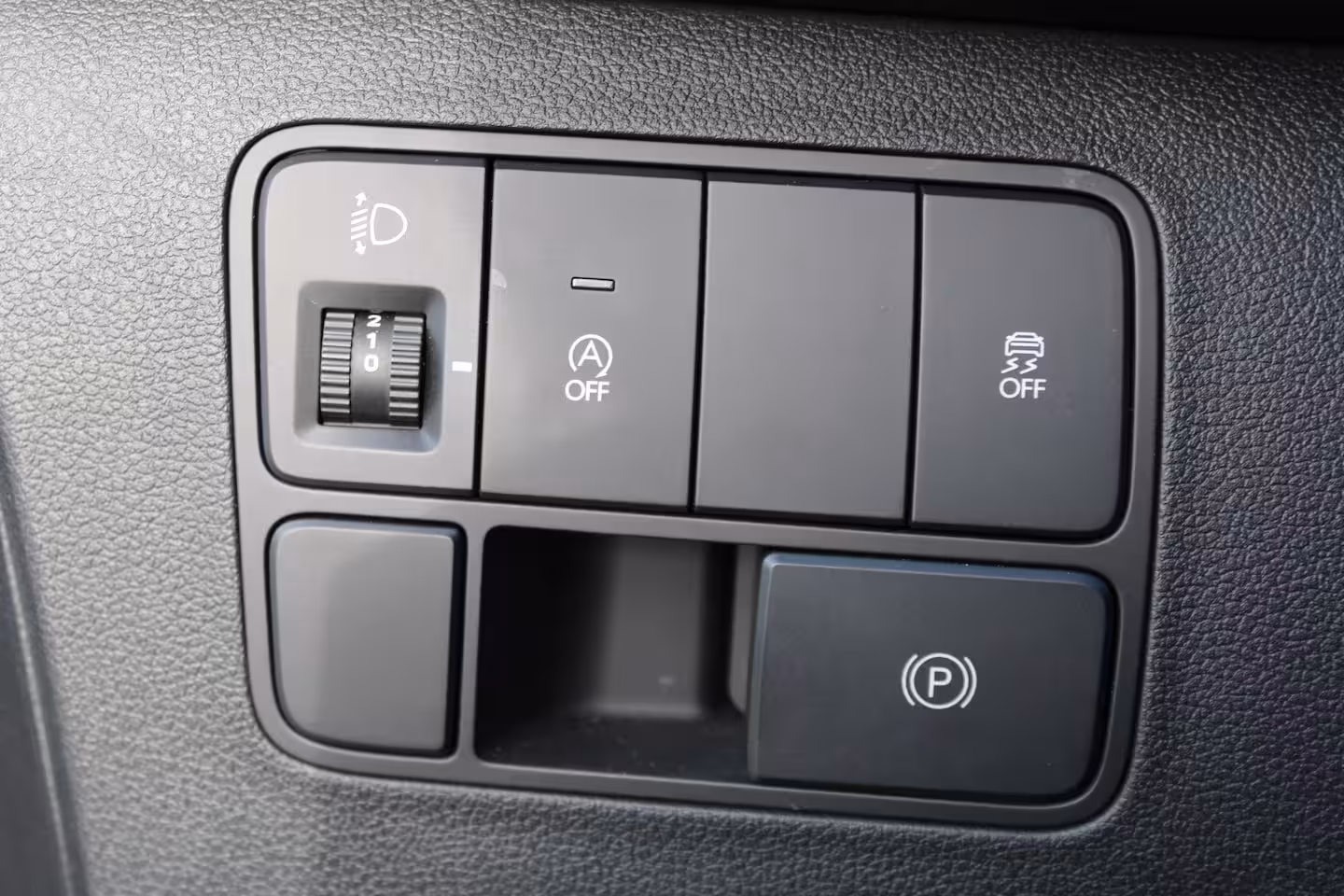 Hyundai Staria Dubbele Cabine 2.2 177PK Automaat CARPLAY | TREKHAAK | CAMERA | NAVI |