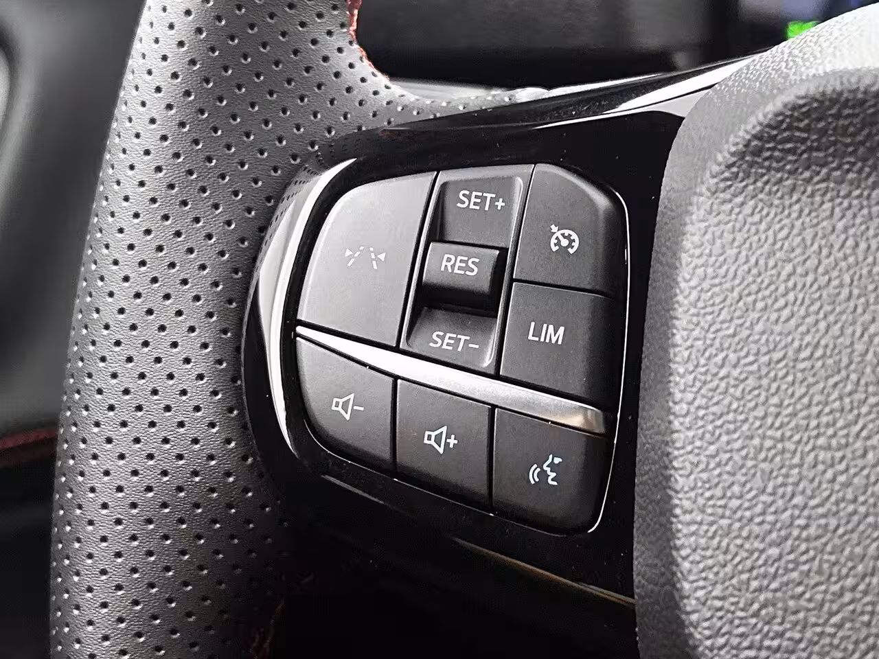 Ford Puma 1.0 EcoBoost Hybrid ST-Line | Winter Pack | Comfort Pack | Camera | Carplay / Android