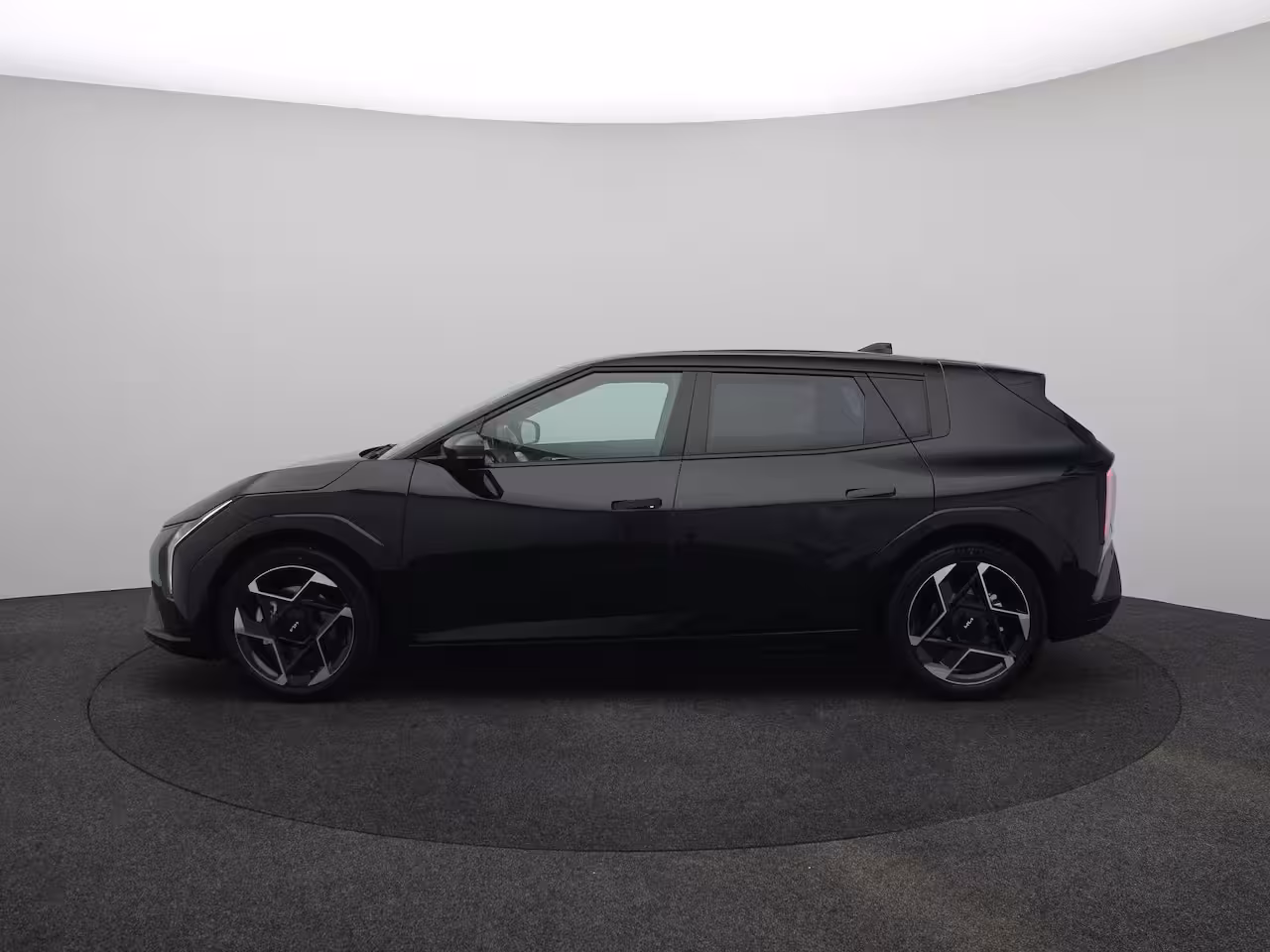 Kia EV4 GT-Line Business Edition 81.4 kWh | Navigatie | Clima | Camera | PDC | Stoel + Stuur verwa