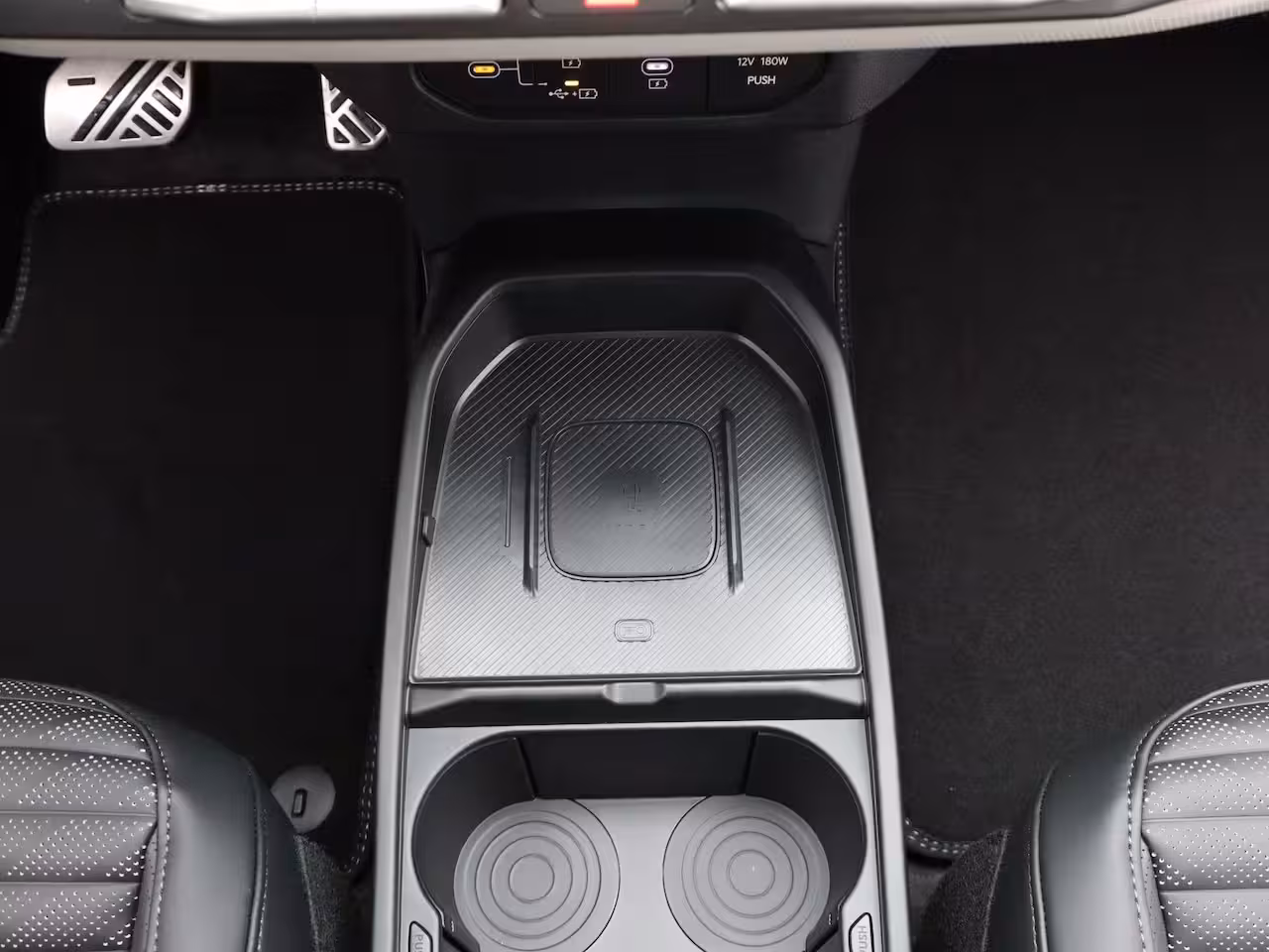 Kia EV4 GT-Line Business Edition 81.4 kWh | Navigatie | Clima | Camera | PDC | Stoel + Stuur verwa